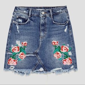 Zara Floral Embroidered Denim Skirt